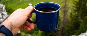 Preview wallpaper cup, coffee, hand, nature