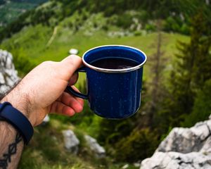 Preview wallpaper cup, coffee, hand, nature