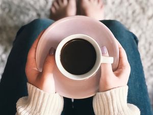 Preview wallpaper cup, coffee, hands, sweater