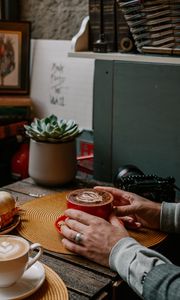 Preview wallpaper cup, coffee, hands, drink