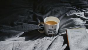 Preview wallpaper cup, coffee, inscription, phrase, bed