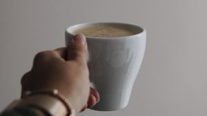 Preview wallpaper cup, drink, hand, white