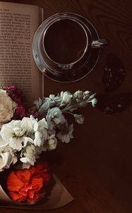 Preview wallpaper cup, flowers, book, still life