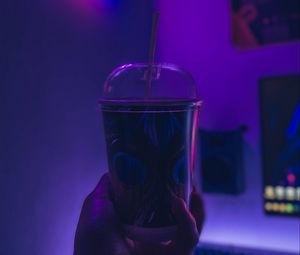 Preview wallpaper cup, hand, neon, dark