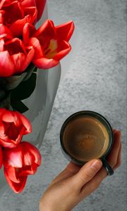 Preview wallpaper cup, hand, tulips, flowers, coffee