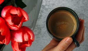 Preview wallpaper cup, hand, tulips, flowers, coffee