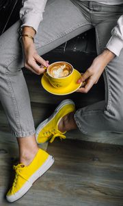 Preview wallpaper cup, hands, drink, style
