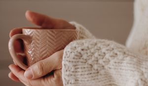 Preview wallpaper cup, hands, sweater