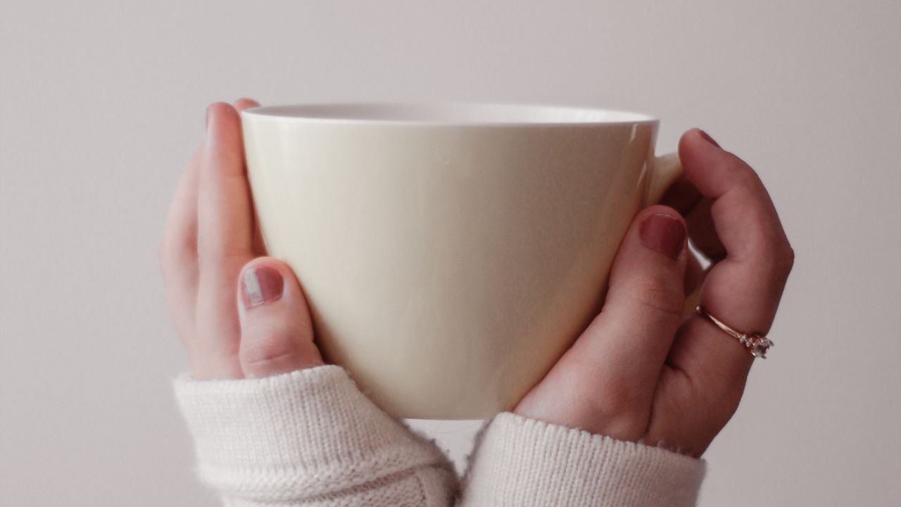 Wallpaper cup, hands, sweater, white