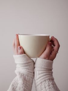 Preview wallpaper cup, hands, sweater, white