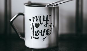 Preview wallpaper cup, love, inscription, bw