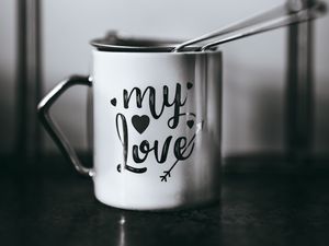 Preview wallpaper cup, love, inscription, bw