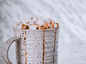 Preview wallpaper cup, marshmallow, chocolate, drink