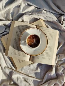 Preview wallpaper cup, tea, books, drink