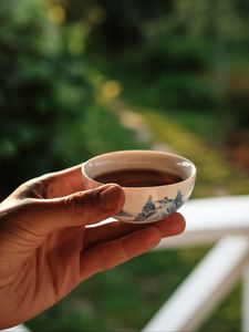 Preview wallpaper cup, tea, hand, drink