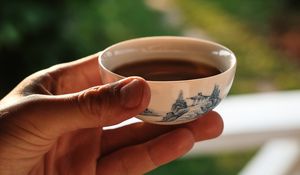 Preview wallpaper cup, tea, hand, drink