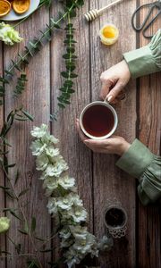 Preview wallpaper cup, tea, hands, flowers, honey