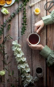 Preview wallpaper cup, tea, hands, flowers, honey