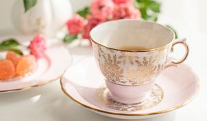 Preview wallpaper cup, tea, plate, flowers