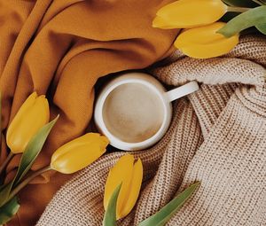 Preview wallpaper cup, tulips, flowers, yellow, drink