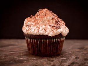 Preview wallpaper cupcake, chocolate, flakes, dessert, food