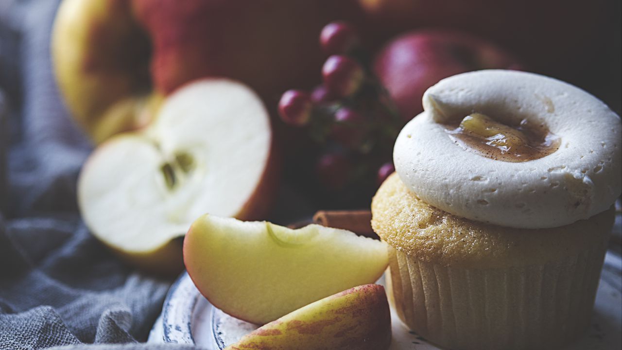 Wallpaper cupcake, pastries, apples, fruit, food