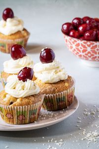 Preview wallpaper cupcakes, cherries, dessert