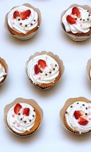 Preview wallpaper cupcakes, dessert, berries, topping