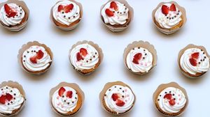 Preview wallpaper cupcakes, dessert, berries, topping