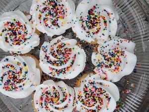 Preview wallpaper cupcakes, muffins, cream, sprinkles, dessert