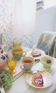 Preview wallpaper cups, tea, breakfast, tea party