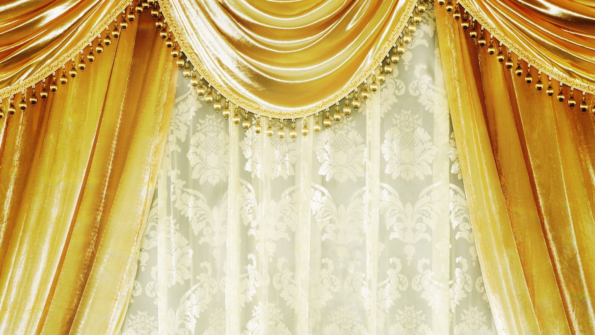 Với những chiếc Rèm vàng sang trọng được thiết kế độc đáo, đem lại cho không gian sống của bạn một vẻ đẹp và quý phái không tưởng. Hãy cùng chiêm ngưỡng và tận hưởng những khoảnh khắc đáng nhớ này.
