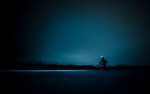 Preview wallpaper cyclist, night, bike, silhouette, light, horizon