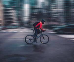 Preview wallpaper cyclist, speed, bicycle, motion, blur