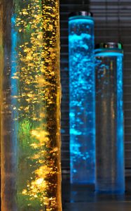 Preview wallpaper cylinders, liquid, glow