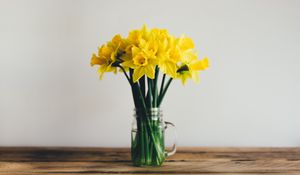 Preview wallpaper daffodils, bouquet, vase