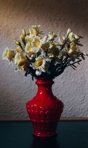 Preview wallpaper daffodils, bouquet, vase