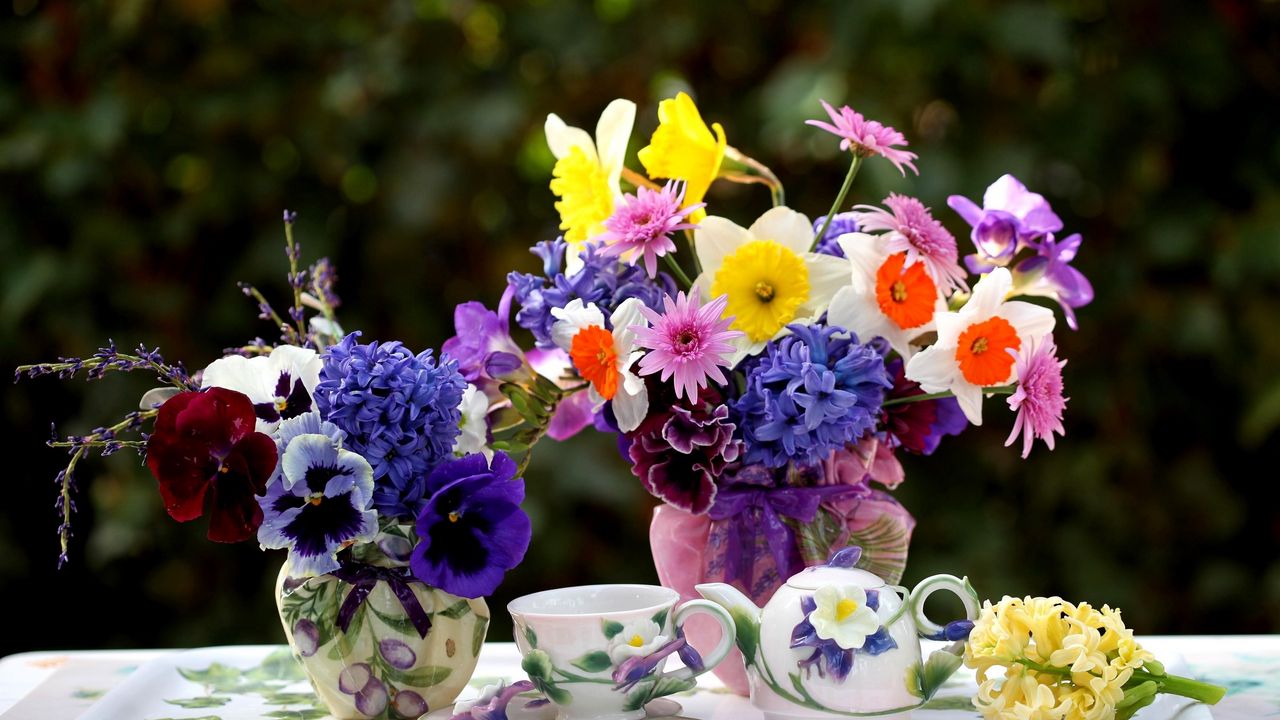 Wallpaper daffodils, hyacinths, pansies, flowers, vases, tea set, tray