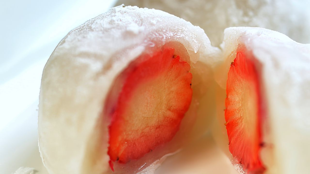 Wallpaper daifuku, strawberry, dessert, white