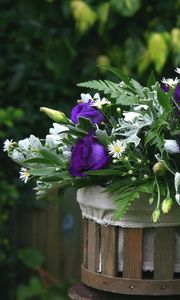 Preview wallpaper daisies, lisianthus russell, greens, basket, table