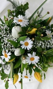 Preview wallpaper daisies, tulips, gypsophila, bouquet, design, tender