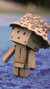 Preview wallpaper danbo, cardboard robot, hat, walk