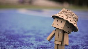 Preview wallpaper danbo, cardboard robot, hat, walk