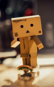 Preview wallpaper danbo, cardboard robot, skateboard