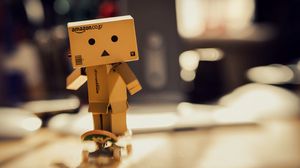 Preview wallpaper danbo, cardboard robot, skateboard