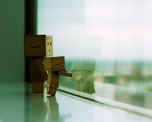 Preview wallpaper danboard, window, steam, cardboard robot, standing