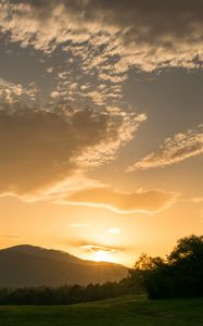 Preview wallpaper dawn, hill, trees, landscape