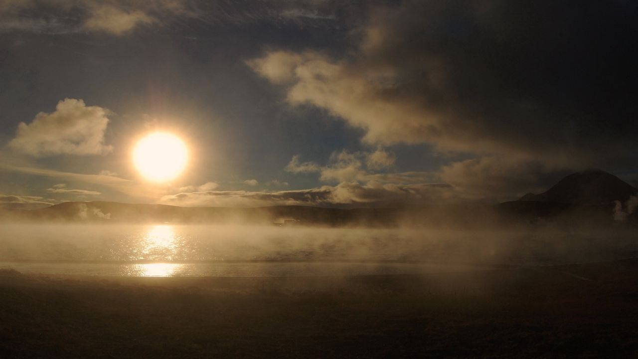 Wallpaper dawn, sun, disk, fog, evaporation