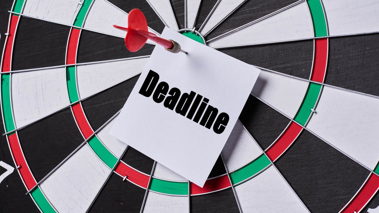 Wallpaper deadline, word, text, dart, darts