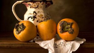 Preview wallpaper decanter, persimmon, still life